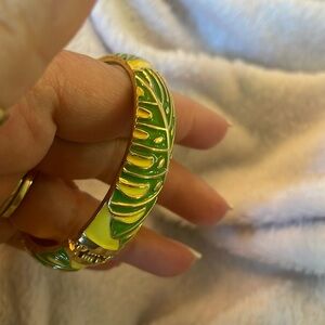 Green and yellow leaf design hinged bangle bracelet gold toned New